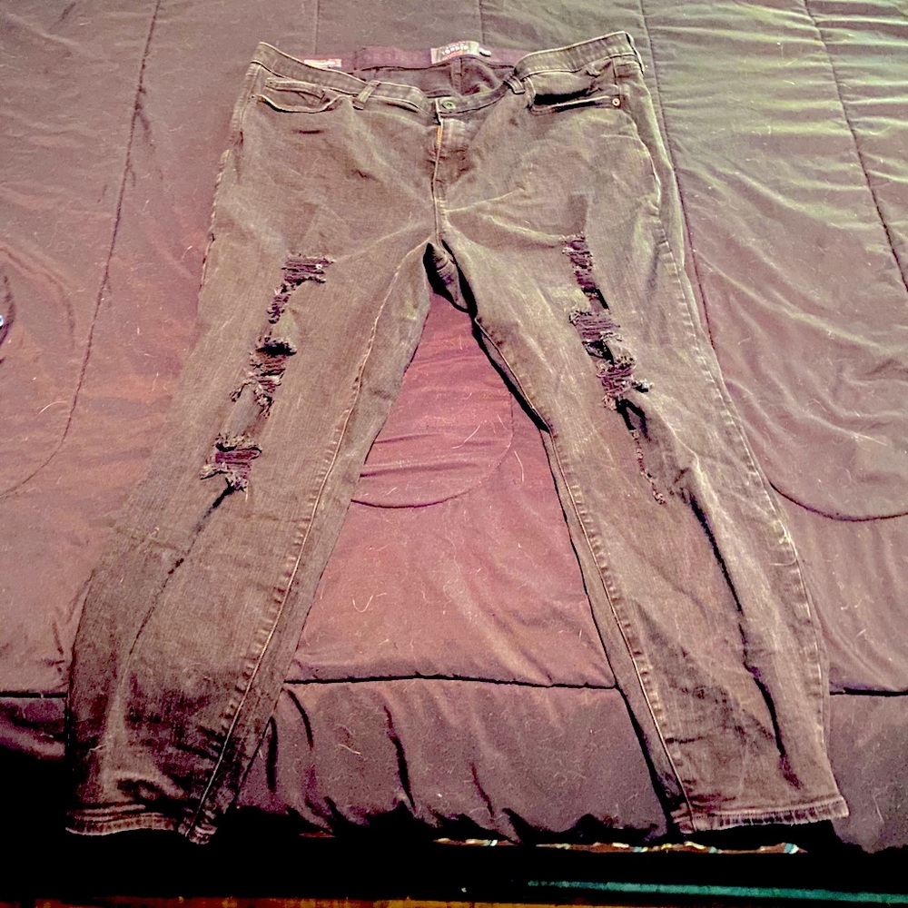 Torrid sky high skinny black ripped jeans